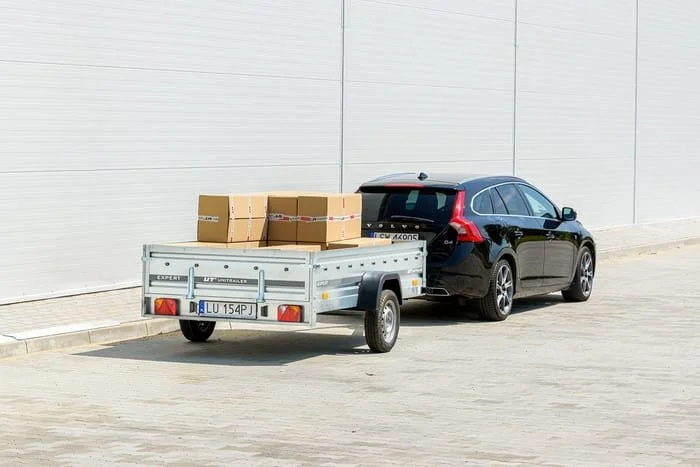 Remorque voiture simple essieu 264 x 150 Expert 2615